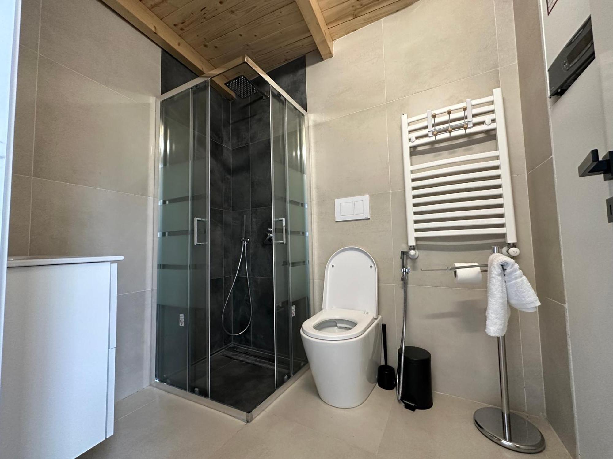 Mosaic Inn Genoa Ngoại thất bức ảnh