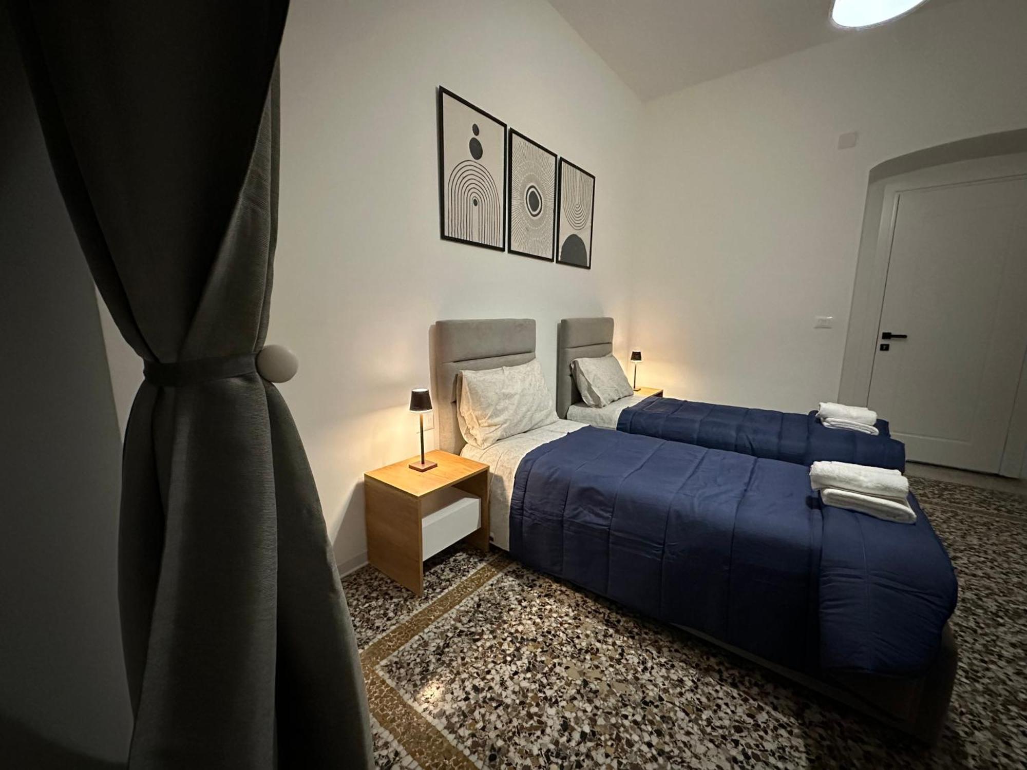 Mosaic Inn Genoa Ngoại thất bức ảnh